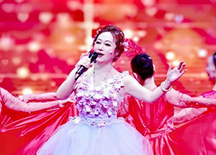 人物专访/音乐人亓婕用草原风情传递歌者艺术人生
